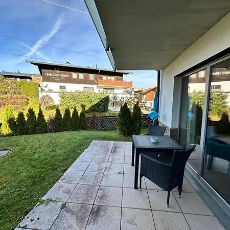 Appartement Residenz Max Mit Eigenem Garten In Seefeld