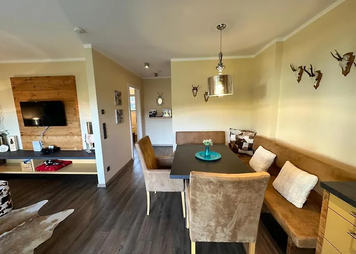 Apartman Residenz Max Mit Eigenem Garten In Seefeld